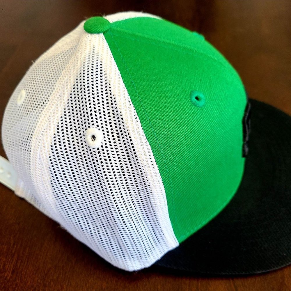 DC snapback hat - Picture 8 of 13